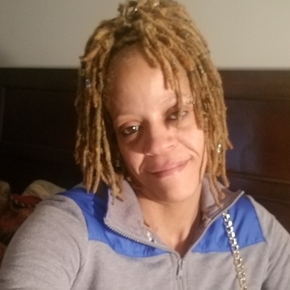 MEET THE POSHER - Picture 2 of 6